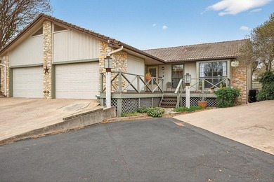 Lake LBJ Townhome/Townhouse For Sale in Horseshoe Bay Texas