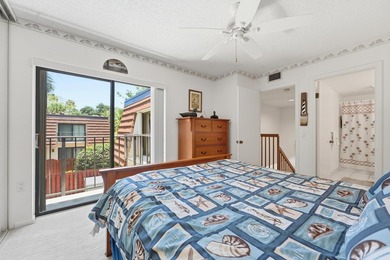 Discover this charming two-bedroom townhouse, with each bedroom - photo 15