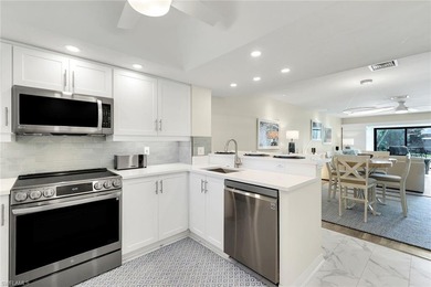 (private lake, pond, creek) Condo For Sale in Naples Florida