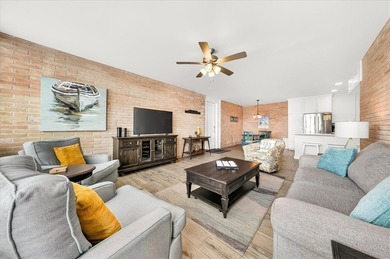 Located right in the heart of *Old Town* Port Aransas! The - photo 5