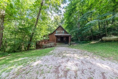 Sleeps 8, Unrestricted, wooded 7.21 acres & a solo private dock - photo 2