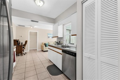 Affordable Gulf access waterfront pool home with dock and 10,000 - photo 12