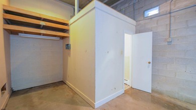 The property includes a spacious building, featuring both - photo 12
