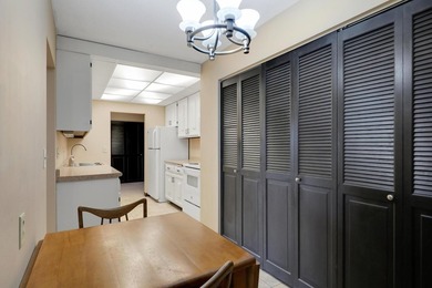 Seller providing a $15,000 credit at closing toward buyer's - photo 15