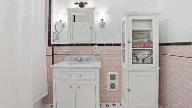Bring all offers!! Welcome to this beautifully updated residence - photo 17