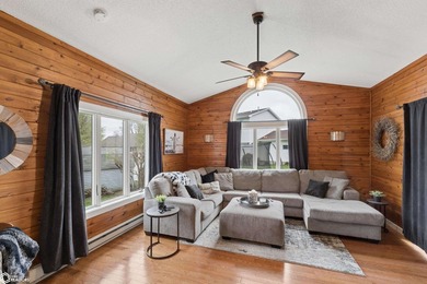 Beautifully updated and perfectly situated on Woodlane Drive - photo 17
