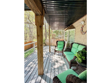 Bring all offers!! Welcome to this beautifully updated residence - photo 20