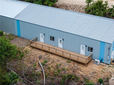 Lake life meets shop life with this unique shouse opportunity - photo 29