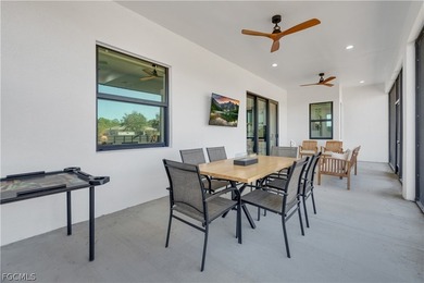Beautiful 3-bedroom, 3-bathroom custom home on a half acre!! - photo 42