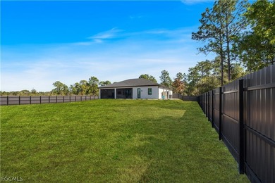 Beautiful 3-bedroom, 3-bathroom custom home on a half acre!! - photo 49