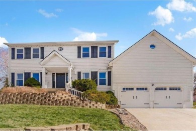 Lakewood Lakes Home For Sale in Lees Summit Missouri