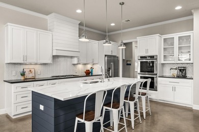 Fully furnished, ready to enjoy, this luxury lakefront retreat - photo 8