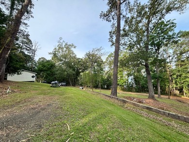 Tucked away in the peaceful waterfront community of White Oak - photo 8