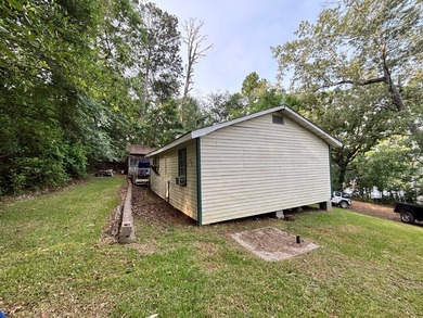 Tucked away in the peaceful waterfront community of White Oak - photo 9