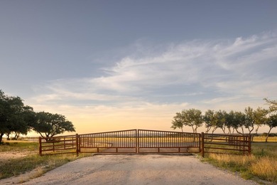 Discover an exceptional opportunity to own approximately 563 +/- - photo 17