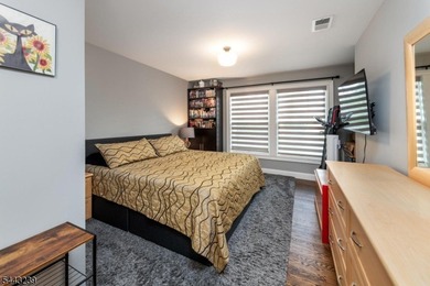 This is the Lakefront ranch you have been waiting for on Upper - photo 21