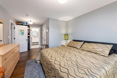 This is the Lakefront ranch you have been waiting for on Upper - photo 22
