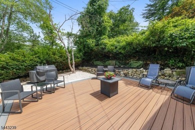 This is the Lakefront ranch you have been waiting for on Upper - photo 26