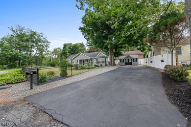 This is the Lakefront ranch you have been waiting for on Upper - photo 30