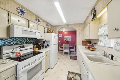 New Roof, New Appliances, and a Low HOA of Just $25 Annually! - photo 9
