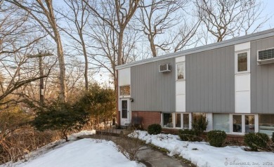 Lake Condo For Sale in Hamden, Connecticut