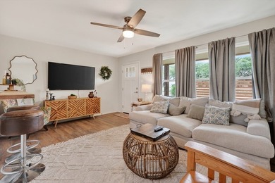 Just three blocks from Aransas Bay, this beautifully updated - photo 9