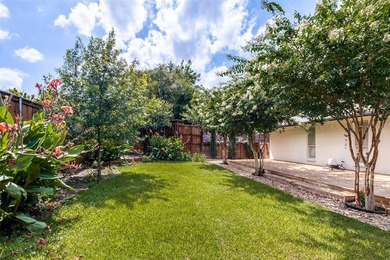 Steps from Prairie Creek, this beautifully renovated 4-bed - photo 23