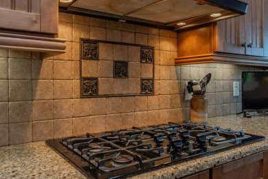 Beautiful Lake front Home in Tarawood on High Rock Lake, - photo 5