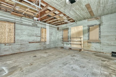 RARE FIND! AMAZING WEBSTER VILLAGE 2-FAMILY! METICULOUSLY - photo 41