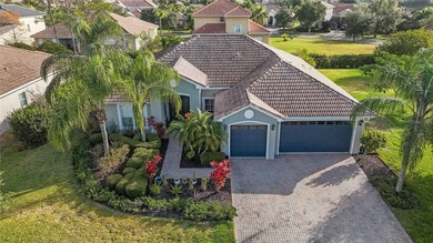 Lake Tohopekaliga Home For Sale in Kissimmee Florida