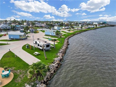 Are you ready to experience luxury RV living in Flour Bluff? - photo 2