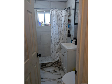 Wonderful opportunity to decorate to your personal taste this - photo 5