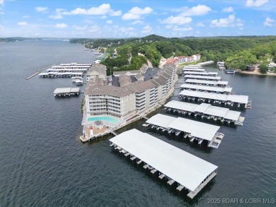 Lake Condo Sale Pending in Lake Ozark, Missouri