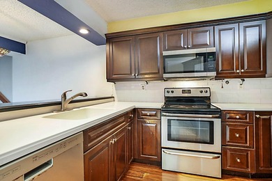 Offered below appraised value, this is an exceptional - photo 12
