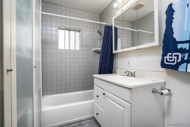 Very loved one family home for 50 years. Situated on a 4,318 sq - photo 14