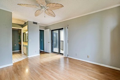 Offered below appraised value, this is an exceptional - photo 19