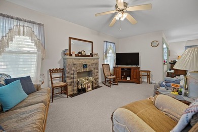 Charming home in the desirable Lindale Park neighborhood! This - photo 4