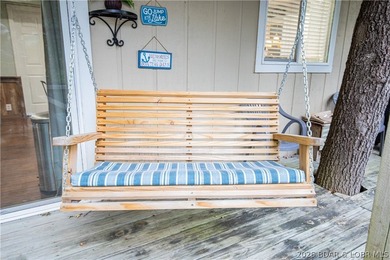 THIS IS IT! Lakefront living at its finest!! This beautifully - photo 28