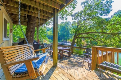 THIS IS IT! Lakefront living at its finest!! This beautifully - photo 29
