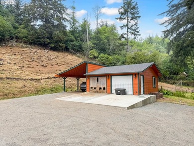 Newly remodeled and has not been lived in since, this home is - photo 39