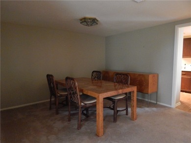 Spacious townhome featuring 3 bedrooms, 2.5 baths, a rear-entry - photo 7
