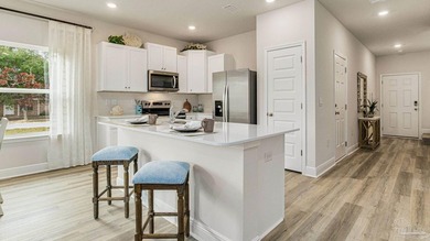 Welcome to your dream coastal retreat! Nestled in an ideal - photo 3