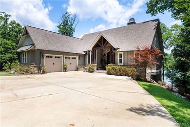 Gorgeous home with electric gate entrance on an open body of - photo 2