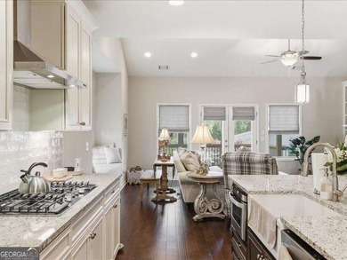 Lake Living at its Finest ~ Lake Arrowhead! Nestled on a quiet - photo 15