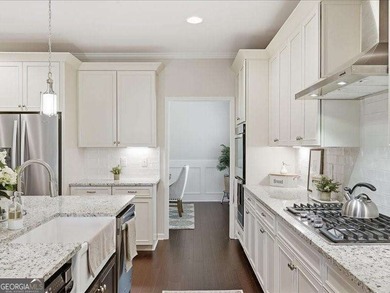 Lake Living at its Finest ~ Lake Arrowhead! Nestled on a quiet - photo 16