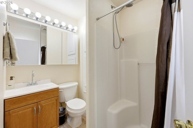 Welcome to this clean, move-in ready Pine Grove waterfront home - photo 16