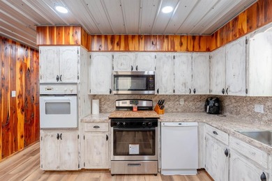Motivated Seller! Bring us an offer on this Stunning 5-Bedroom - photo 18