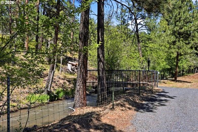 Welcome to this clean, move-in ready Pine Grove waterfront home - photo 33