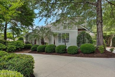 Beautiful Craftsman-style home with sweeping views of the 6th - photo 4