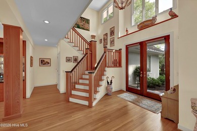 Beautiful Craftsman-style home with sweeping views of the 6th - photo 7